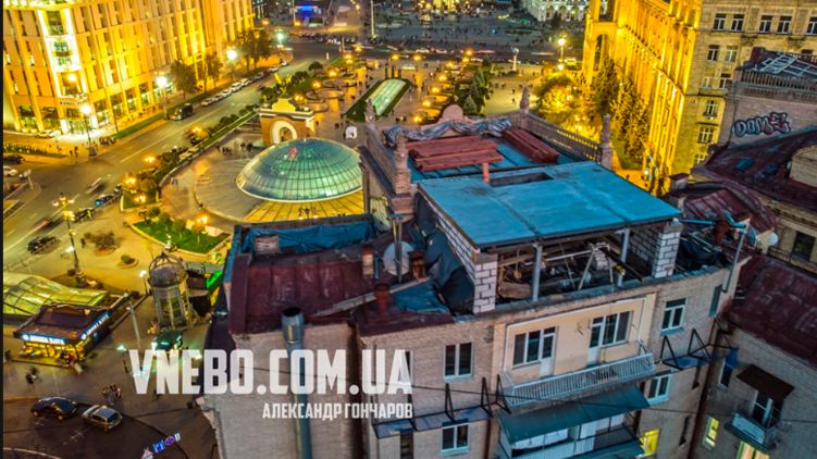 Надстройка в доме на Майдане. Вид сверху. Фото: Александр Гончаров 