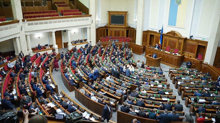 Что говорится в законе о коронавирусе, принятом Радой. Фото 