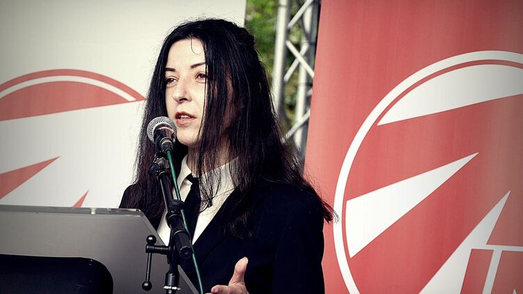 Елена Семеняка