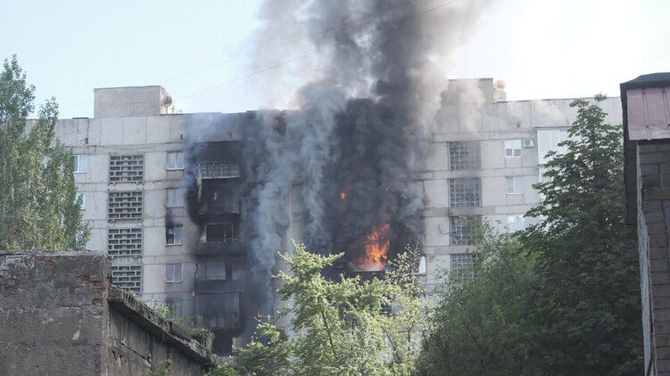 Последствия прилета по Торецку Донецкой области