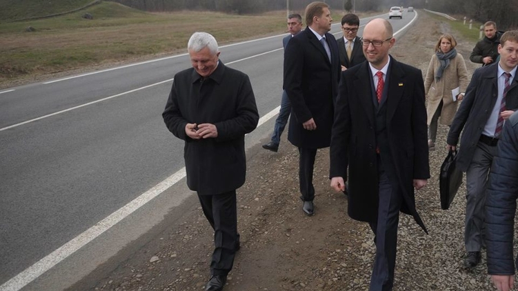 Насколько Арсений Яценюк приблизился к своей отставке, покажет следующая неделя, фото: страница в Фейсбуке Арсения Яценюка