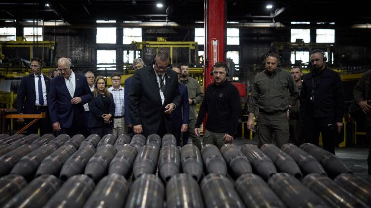 Володимир Зеленський відвідав снарядний завод у Пенсільванії. Фото: president.gov.ua