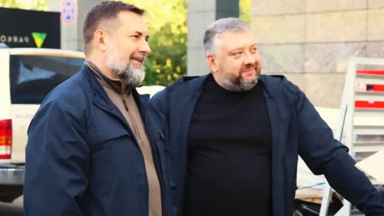 Сергій Гайдай та Олексій Кузнєцов. Скріншот