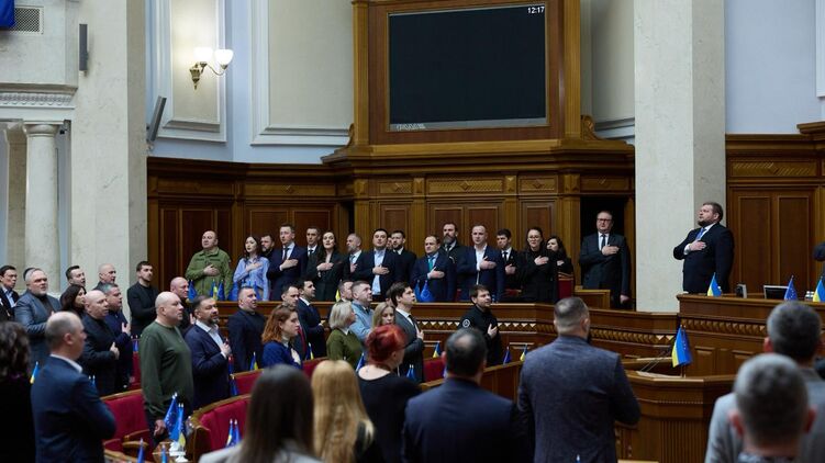 Депутаты проваливают многие законы