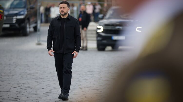 Президент Володимир Зеленський втрачає людей із близького оточення. Фото: president.gov.ua