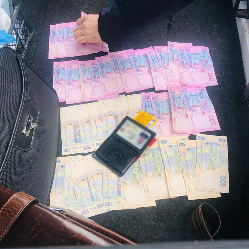 Взятка полицейскому