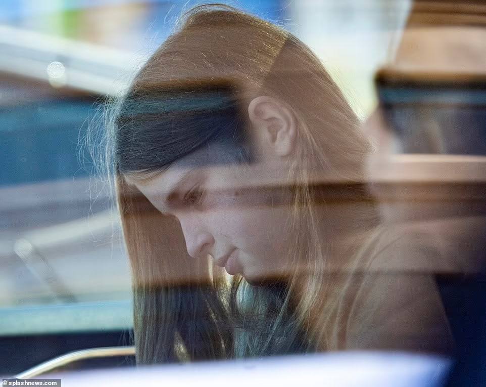 Трансгендерный ребенок Маска, фото 4