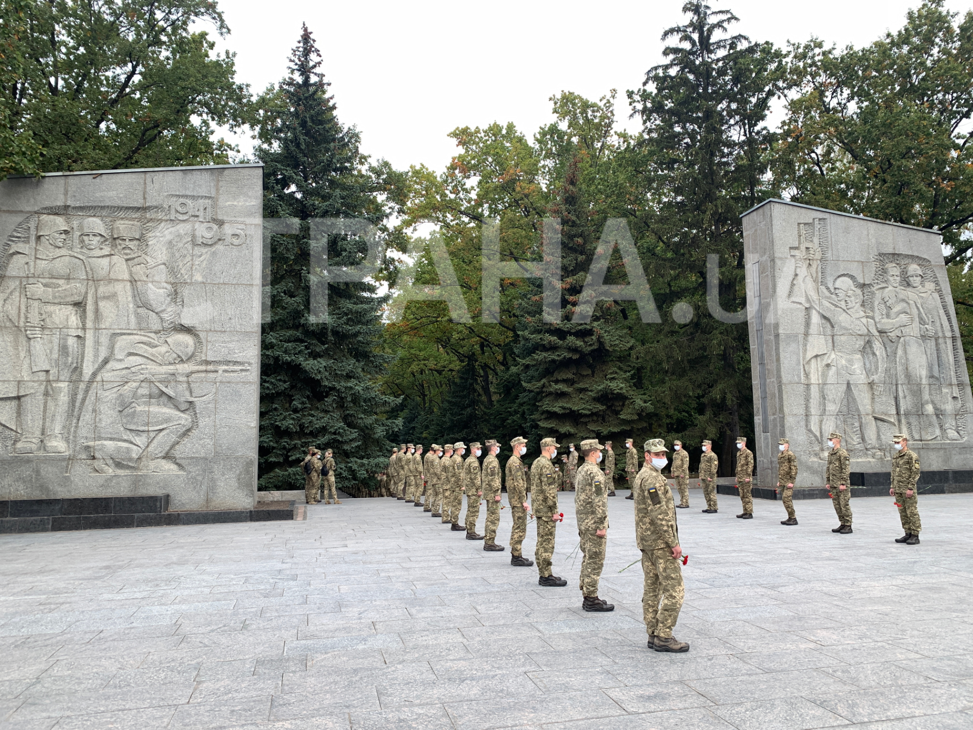 В Харькове прощаются с погибшим курсантом