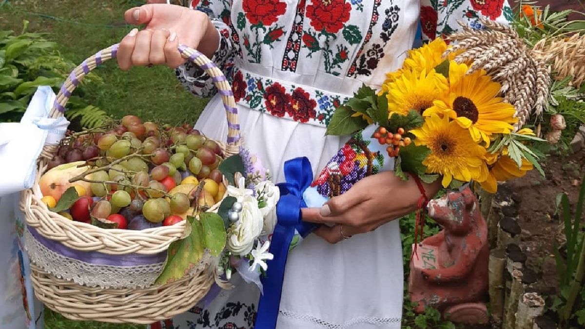 Яблочный Спас и Преображение 2024