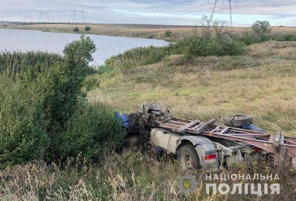 В Донецкой области металлическая плита раздавила водителя. Фото: Нацполиция