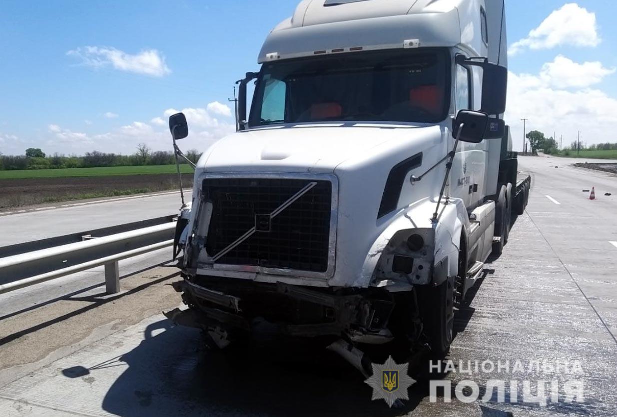 В ДТП под Полтавой разбилась съемочная группа украинского телеканала. Фото с места аварии: Нацполиция